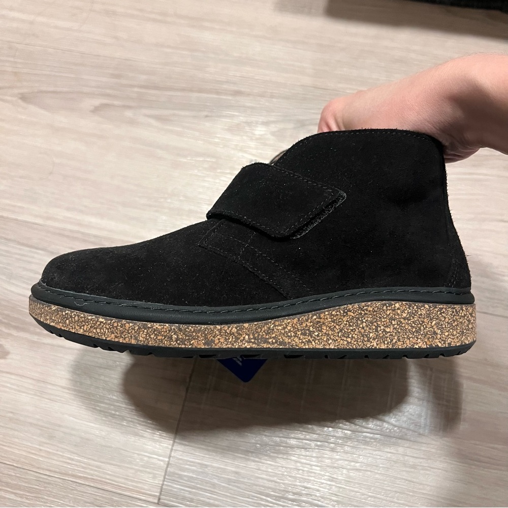 NWT Birkenstock Milton Shoes